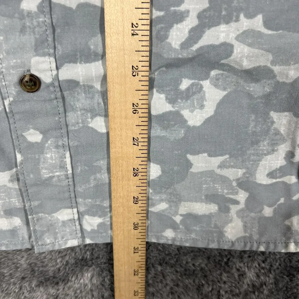 The North Face Shirt Mens Large Gray Camouflage Button Up Long Sleeve